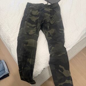 Hollister Camo Pants